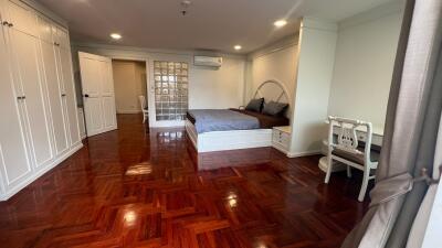 For RENT : M Towers / 1 Bedroom / 1 Bathrooms / 90 sqm / 45000 THB [R10949]