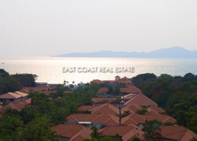 Sunset Boulevard Condo for rent in Pratumnak Hill, Pattaya. RC7113