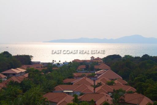 Sunset Boulevard Condo for rent in Pratumnak Hill, Pattaya. RC7113