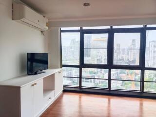 For RENT : The Waterford Park Sukhumvit 53 / 3 Bedroom / 3 Bathrooms / 146 sqm / 45000 THB [R11019]