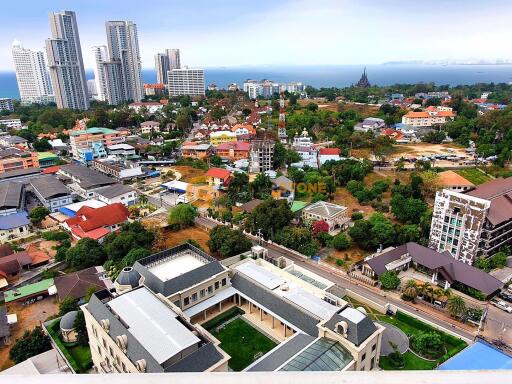 คอนโดนี้มี 1 ห้องนอน  อยู่ในโครงการ คอนโดมิเนียมชื่อ AD Hyatt Condominium 