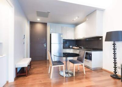 For RENT : Quattro by Sansiri / 1 Bedroom / 1 Bathrooms / 55 sqm / 45000 THB [R11104]