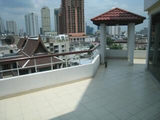 For RENT : P.W.T Mansion / 2 Bedroom / 2 Bathrooms / 111 sqm / 45000 THB [R11154]