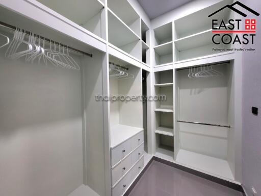 250 ตรม., 3 ห้องนอน, 4 ห้องน้ำ บ้าน ราคา ฿ 14,950,000