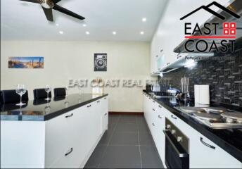 Freeway Villas  House for rent in East Pattaya, Pattaya. RH12341
