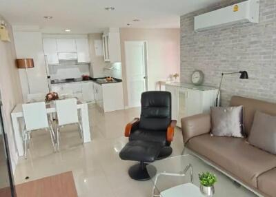 For RENT : Serene Place Sukhumvit 24 / 2 Bedroom / 2 Bathrooms / 82 sqm / 45000 THB [R11333]