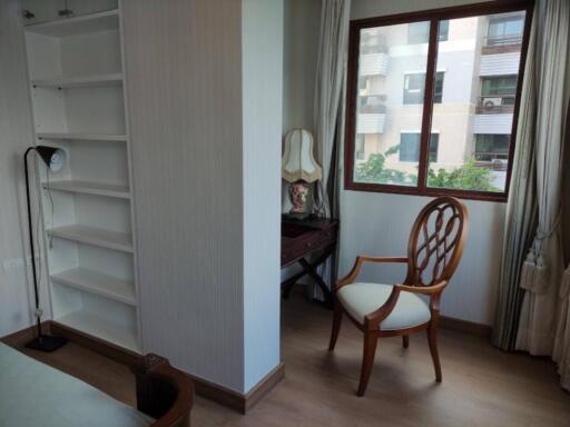 For RENT : The Crest Ruamrudee / 2 Bedroom / 2 Bathrooms / 110 sqm / 45000 THB [10704333]