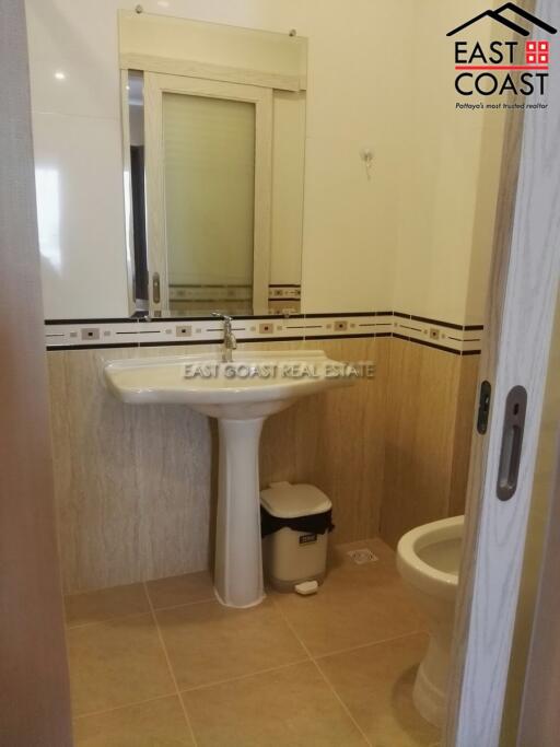 CC Condominium 2 Condo for rent in East Pattaya, Pattaya. RC8007