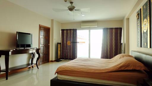 1 bedroom Condo in View Talay 6 Pattaya