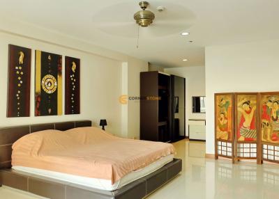 1 bedroom Condo in View Talay 6 Pattaya