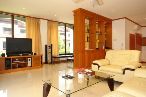 Hin wong Nivate House for sale and for rent in South Jomtien, Pattaya. SRH3191