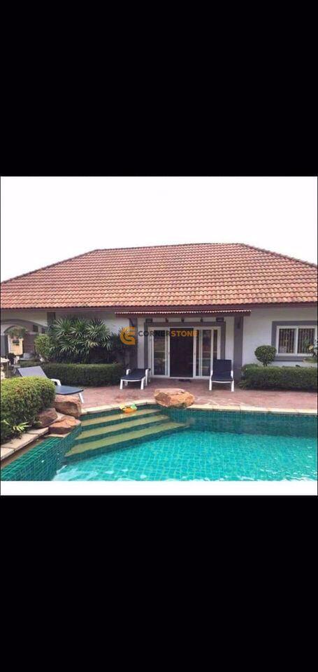 4 bedroom House in Supanuch Village East Pattaya