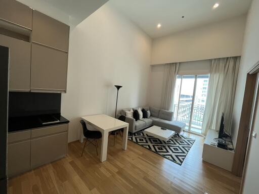 For RENT : 39 by Sansiri / 1 Bedroom / 1 Bathrooms / 70 sqm / 45000 THB [10788292]