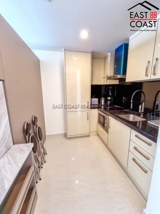 Grand Avenue Residence Condo for rent in Pattaya City, Pattaya. RC13403