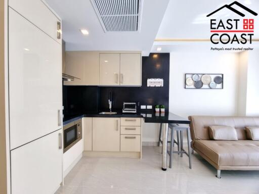 Grand Avenue Residence Condo for rent in Pattaya City, Pattaya. RC13510