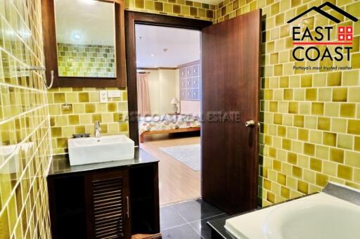 Nirvana Place Condo for sale and for rent in Pratumnak Hill, Pattaya. SRC12812