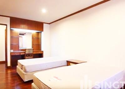 For RENT : Sethiwan Residence / 2 Bedroom / 3 Bathrooms / 206 sqm / 47000 THB [6429107]