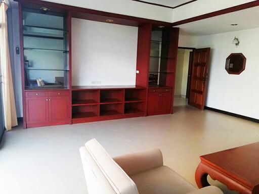 For RENT : Jamy Twin Mansion / 3 Bedroom / 3 Bathrooms / 221 sqm / 47000 THB [6669275]