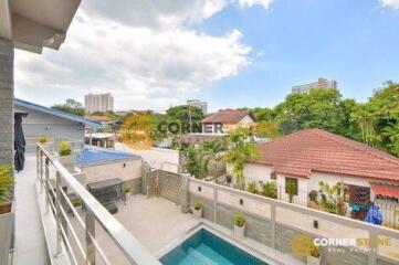 5 bedroom House in  Pattaya