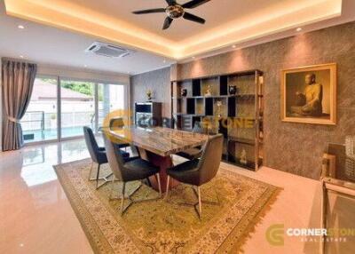 5 bedroom House in  Pattaya