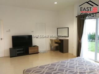 SP5 Village House for rent in East Pattaya, Pattaya. RH12219