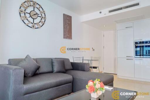 คอนโดนี้มี 1 ห้องนอน  อยู่ในโครงการ คอนโดมิเนียมชื่อ Centara Avenue Residence and Suites 