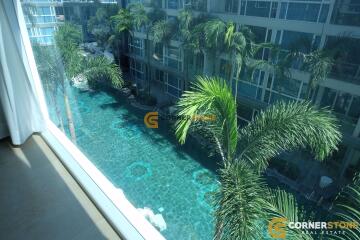 คอนโดนี้มี 1 ห้องนอน  อยู่ในโครงการ คอนโดมิเนียมชื่อ Centara Avenue Residence and Suites 