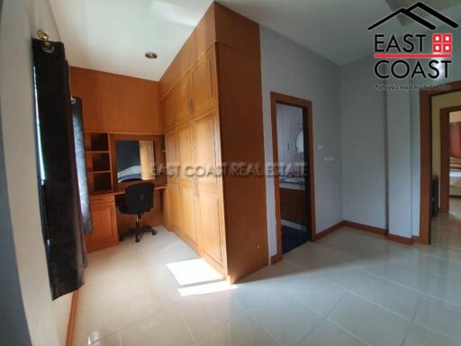 Green Field Villas 1 House for rent in East Pattaya, Pattaya. RH8301