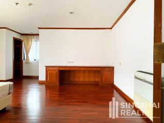 For RENT : Sethiwan Residence / 2 Bedroom / 3 Bathrooms / 206 sqm / 47000 THB [7592696]