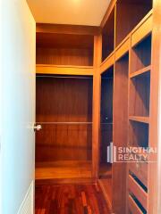 For RENT : Sethiwan Residence / 2 Bedroom / 3 Bathrooms / 206 sqm / 47000 THB [7592696]