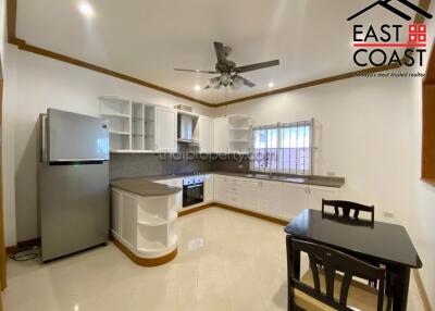 Supanuch Village House for sale and for rent in East Pattaya, Pattaya. SRH13802