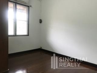 For RENT : House Phrakanong / 2 Bedroom / 2 Bathrooms / 201 sqm / 48000 THB [4983956]