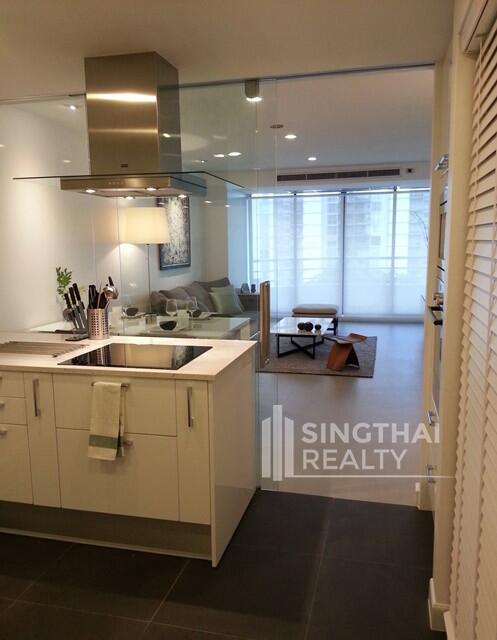 For RENT : Lake Avenue / 1 Bedroom / 2 Bathrooms / 88 sqm / 48000 THB [5424278]