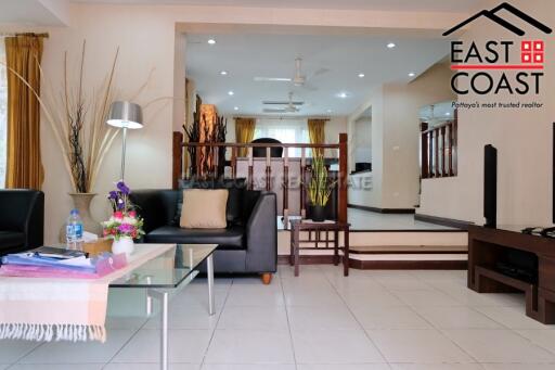 Baan Fah Rim Haad House for rent in Jomtien, Pattaya. RH1539