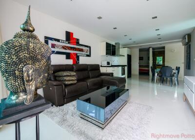 3 Bed Condo For Sale In Wongamat - Laguna Heights