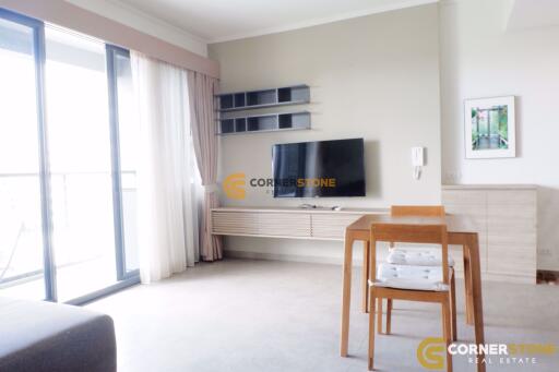 1 bedroom Condo in Zire Wongamat Wongamat