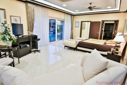 4 Bed House For Sale In Na Jomtien - Jomtien Yacht Club