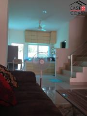 Attaporn TownHome House for rent in East Pattaya, Pattaya. RH9309