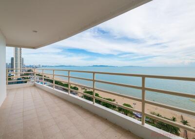 3 Bed Condo For Sale In Jomtien - View Talay 8