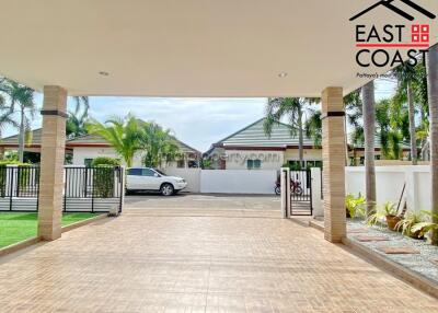 SP5 Village House for rent in East Pattaya, Pattaya. RH14032