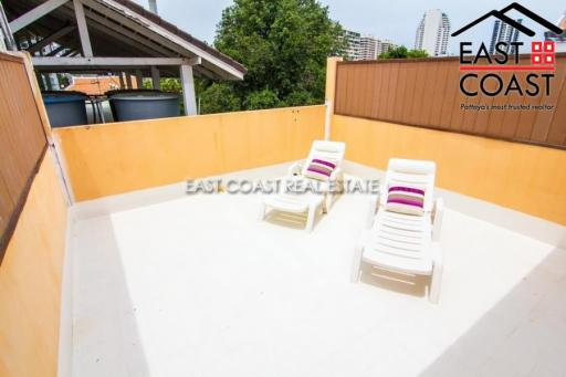 Corrib Village House for rent in Pratumnak Hill, Pattaya. RH12256