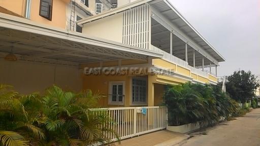 Kamolsuk House for rent in Pattaya City, Pattaya. RH6536