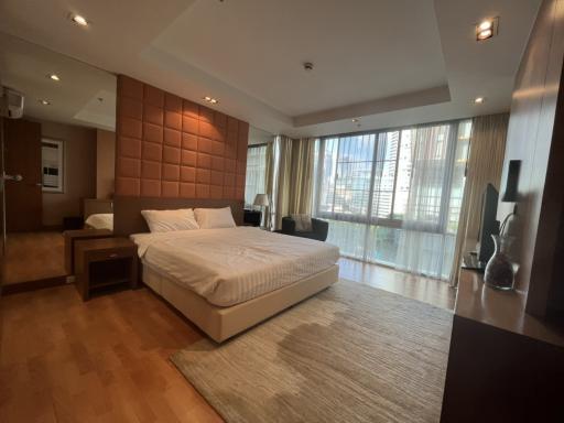 For RENT : The Rajdamri / 1 Bedroom / 1 Bathrooms / 67 sqm / 48000 THB [10641041]