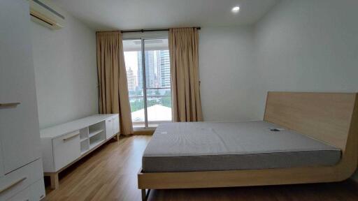 For RENT : Y.O. Place / 3 Bedroom / 3 Bathrooms / 111 sqm / 48000 THB [R11458]