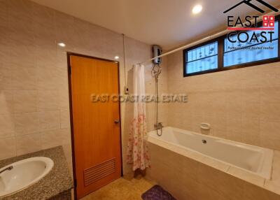 Eakmongkol 4 House for rent in East Pattaya, Pattaya. RH13337