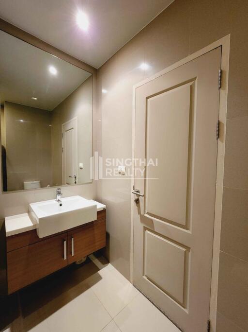 For RENT : Noble Refine / 2 Bedroom / 2 Bathrooms / 72 sqm / 49000 THB [10326783]