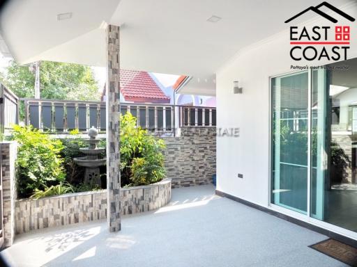 Country Club Villa House for rent in East Pattaya, Pattaya. RH9199