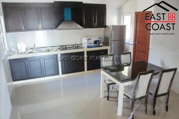 Chockchai Village 10 House for rent in East Pattaya, Pattaya. RH12828