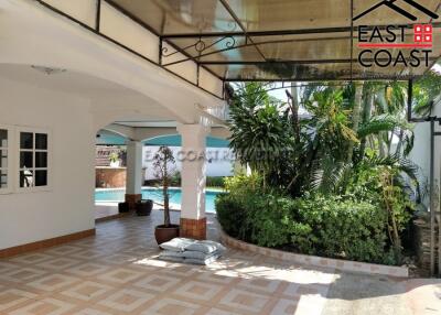 Thappraya soi 15 House for sale in Pratumnak Hill, Pattaya. SH12773