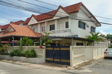 Suksabai Villa  House for rent in Pattaya City, Pattaya. RH5580